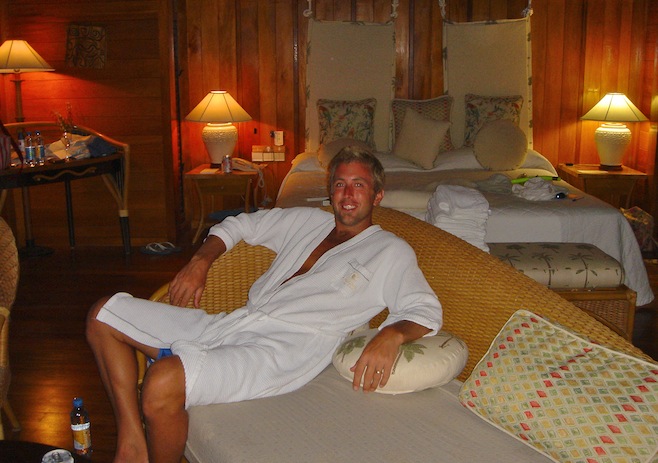 SoPac Bora Bora Pat Robe.JPG (128455 bytes)